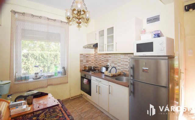 Eladó családi ház, Keszthelyen 105 M Ft, 4 szobás