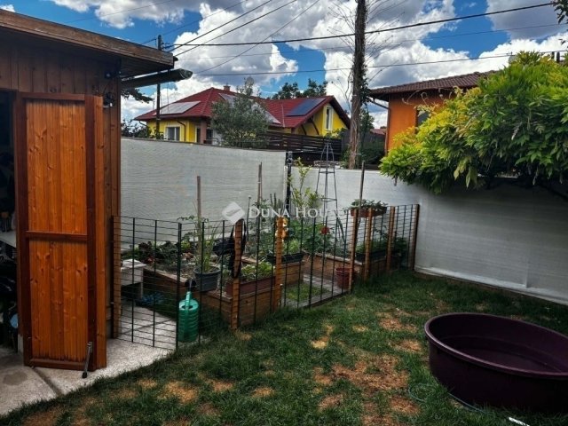 Eladó családi ház, Budapesten, XXI. kerületben 72 M Ft, 2 szobás