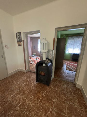 Eladó családi ház, Berhidán 38 M Ft, 2+1 szobás
