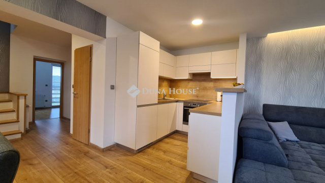 Eladó ikerház, Sopronban, Potzmann utcában 167 M Ft, 5 szobás