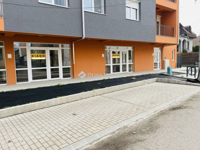 Kiadó üzlethelyiség, Nagykátán 124 E Ft / hó