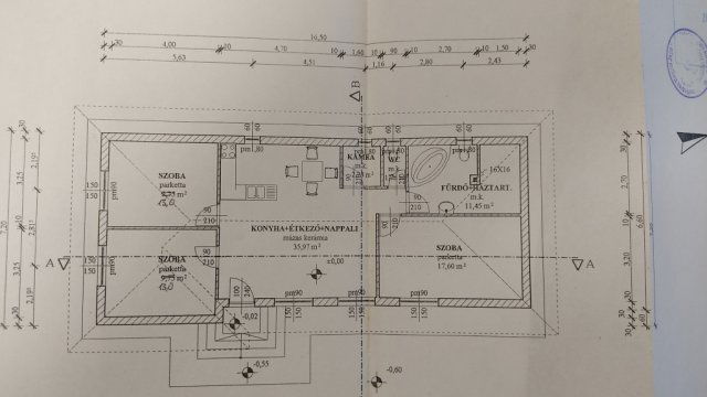 Eladó családi ház, Dunaújvárosban, Táborállás utcában
