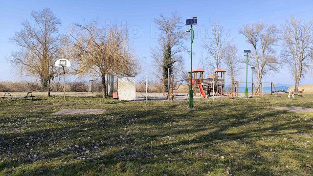 Eladó telek, Balatonszárszón 99 M Ft / költözzbe.hu