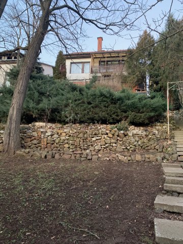 Eladó családi ház, Pilisborosjenőn 157 M Ft, 6 szobás