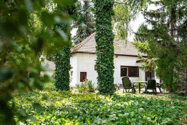 Eladó családi ház, Budapesten, XVI. kerületben 116.9 M Ft