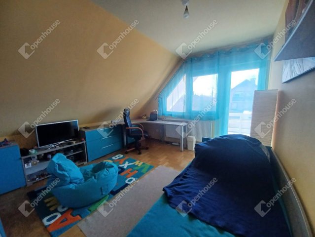 Eladó családi ház, Debrecenben 155 M Ft, 5 szobás