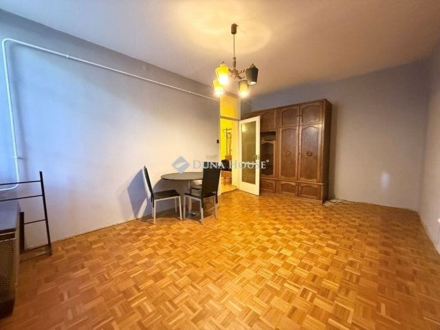 Eladó téglalakás, Budapesten, X. kerületben 45.7 M Ft, 1 szobás