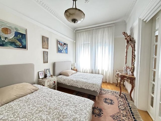 Eladó téglalakás, Budapesten, VI. kerületben, Teréz körúton