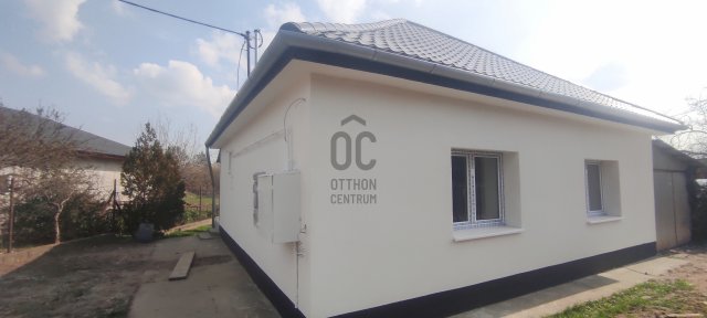 Eladó családi ház, Ercsiben 49.9 M Ft, 2 szobás
