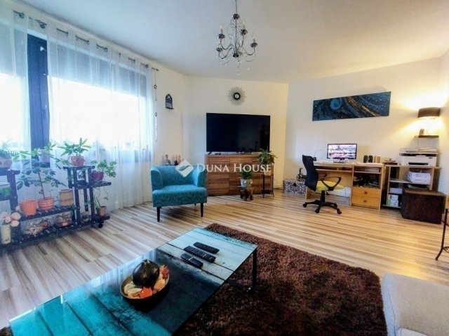 Eladó panellakás, Budapesten, IV. kerületben 96.9 M Ft, 3 szobás