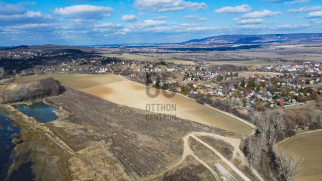Eladó telek, Fehérvárcsurgón 32 M Ft / költözzbe.hu