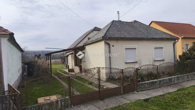 Eladó családi ház, Bükkösdön 31.9 M Ft, 4+2 szobás