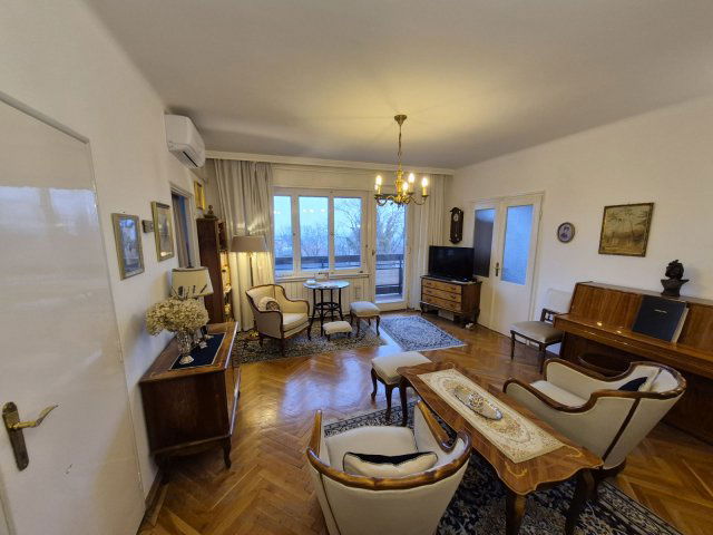 Eladó téglalakás, Budapesten, II. kerületben, Rózsahegy utcában