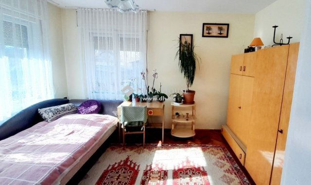 Eladó családi ház, Nyimen 38 M Ft, 4 szobás