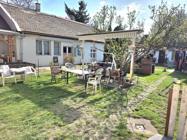 Eladó családi ház, Budapesten, XIX. kerületben 65 M Ft, 2 szobás