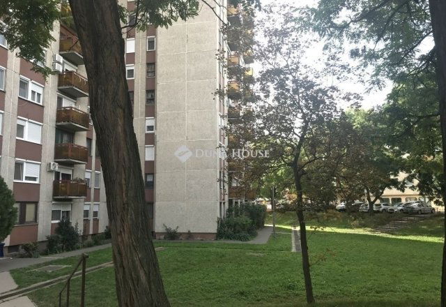 Eladó panellakás, Budapesten, XV. kerületben 67.9 M Ft
