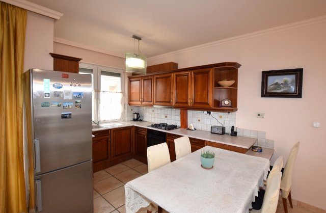 Eladó téglalakás, Debrecenben 86 M Ft, 2+1 szobás