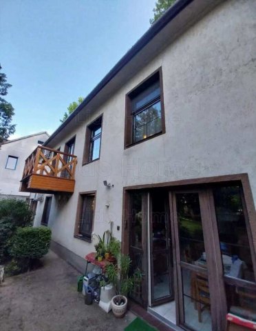 Eladó családi ház, Székesfehérvárott 149.9 M Ft, 4 szobás