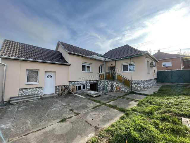 Eladó családi ház, Egerben, Sáncalja utcában 59.9 M Ft