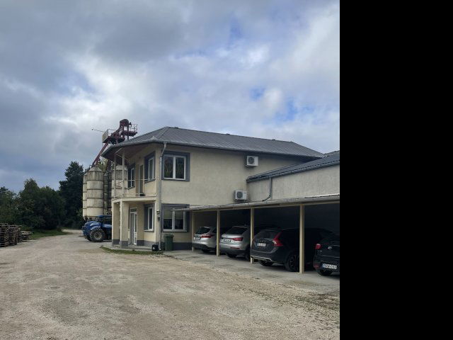 Eladó ipari ingatlan, Ajkán 511.39 M Ft / költözzbe.hu