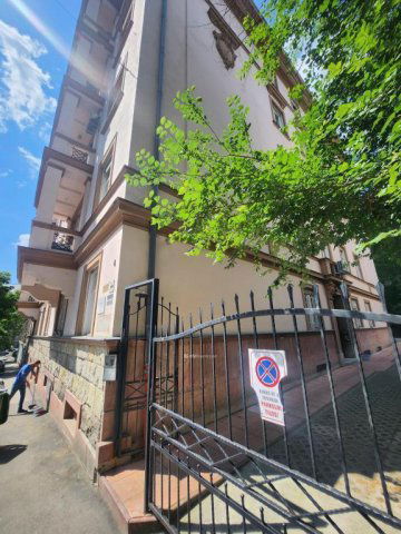 Eladó téglalakás, Budapesten, II. kerületben 340 M Ft