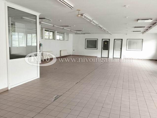 Kiadó ipari ingatlan, Veszprémben 850 E Ft / hó, 9 szobás