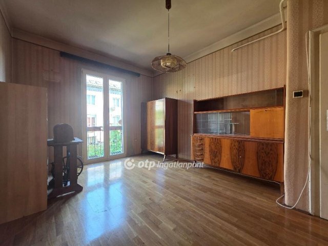 Eladó téglalakás, Budapesten, XIV. kerületben 64 M Ft, 2 szobás