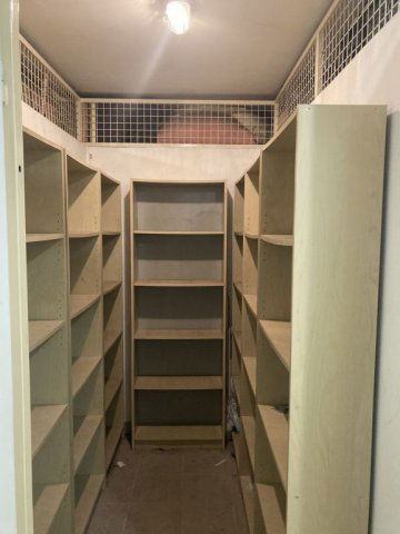 Eladó ipari ingatlan, Budapesten, IV. kerületben 2.5 M Ft