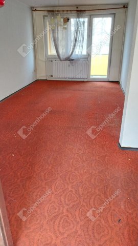 Eladó panellakás, Szombathelyen 44.5 M Ft, 3 szobás