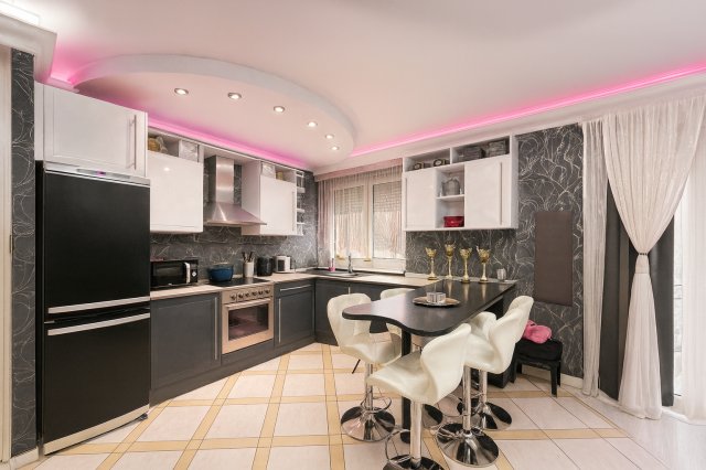 Eladó téglalakás, Székesfehérvárott 68.9 M Ft, 2 szobás