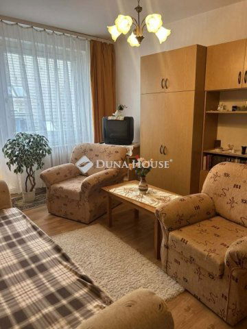 Eladó panellakás, Mosonmagyaróváron 43.9 M Ft, 2 szobás