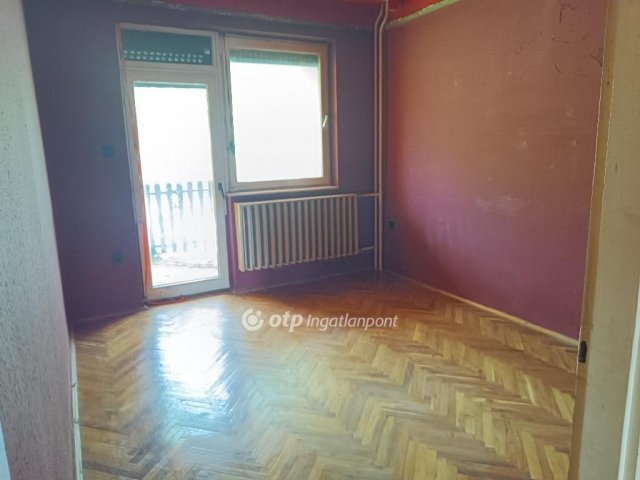 Eladó sorház, Tiszavasváriban 19 M Ft, 4+3 szobás