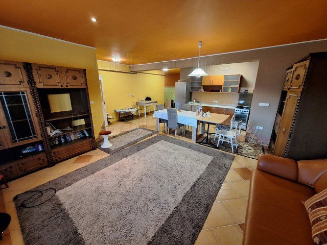 Eladó családi ház, Somogyváron 49 M Ft, 6 szobás