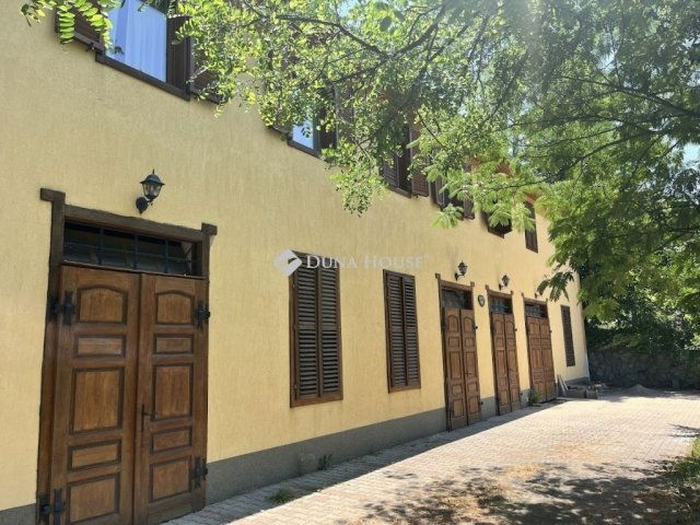 Eladó hotel, Bólyban 220 M Ft, 9 szobás / költözzbe.hu