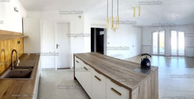 Eladó ikerház, Budapesten, II. kerületben 279 M Ft, 5 szobás