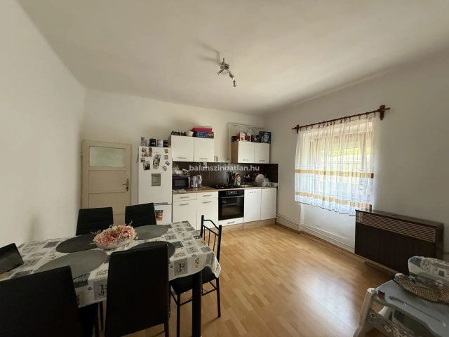 Eladó családi ház, Sényőn 24.5 M Ft, 2 szobás