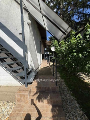 Kiadó családi ház, albérlet, Hajdúszoboszlón 1500 E Ft / hó