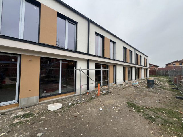 Eladó sorház, Dunaharasztin 99.9 M Ft, 4 szobás