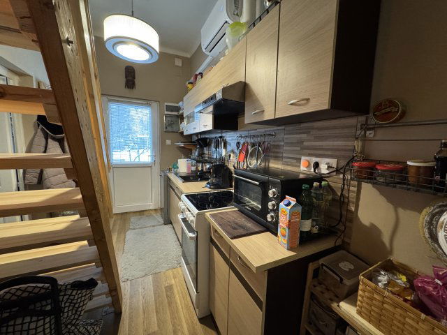 Eladó családi ház, Budapesten, XV. kerületben 63 M Ft, 2 szobás