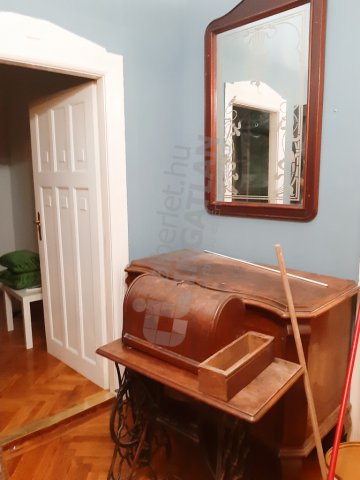 Kiadó téglalakás, albérlet, VIII. kerületben, Vas utcában