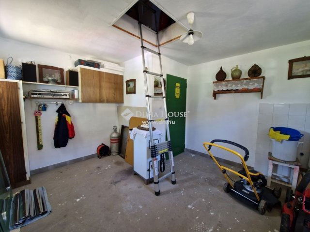 Eladó családi ház, Nagykozáron 35.9 M Ft, 2 szobás