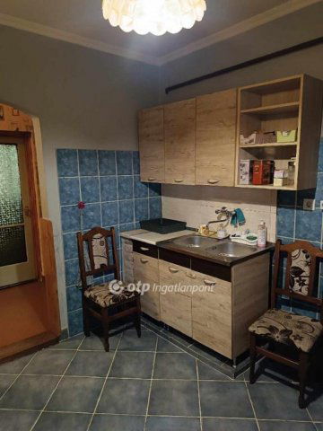 Eladó családi ház, Hajdúböszörményen 32.5 M Ft, 2+1 szobás