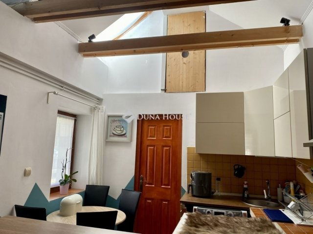 Eladó családi ház, Balatonalmádiban 74.6 M Ft, 3 szobás