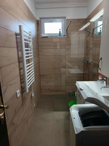 Eladó családi ház, Tamásiban 120 M Ft, 6 szobás