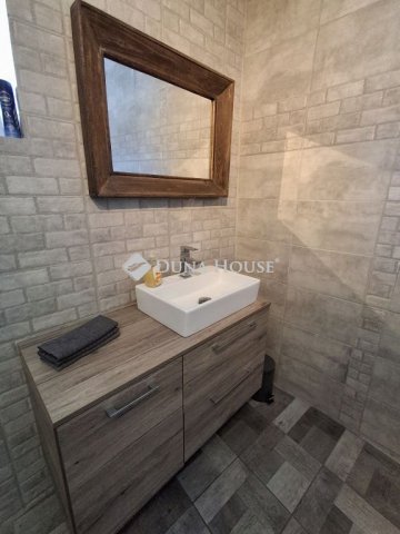 Eladó családi ház, Pusztaszeren 85 M Ft, 4 szobás