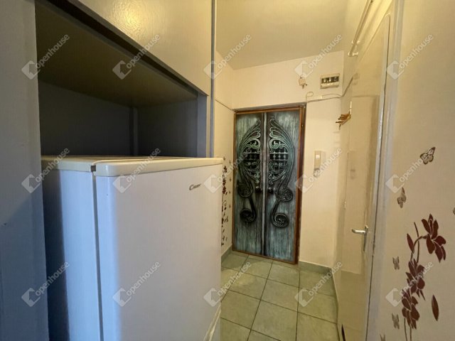 Kiadó téglalakás, albérlet, Debrecenben 130 E Ft / hó