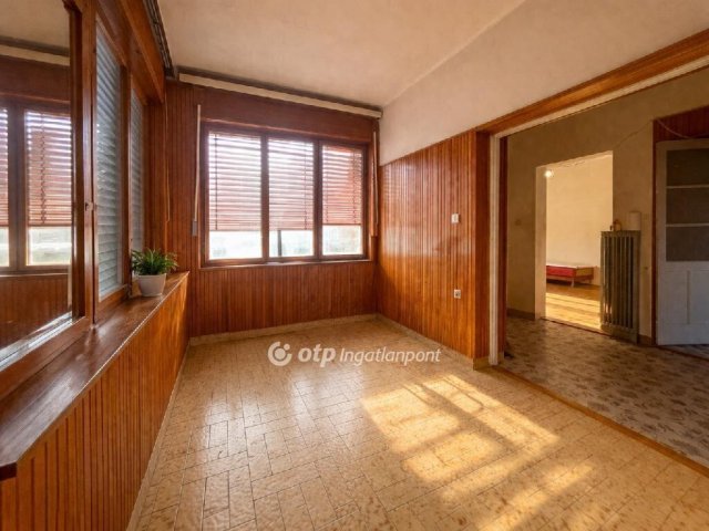 Eladó családi ház, Budapesten, XVI. kerületben 94.9 M Ft