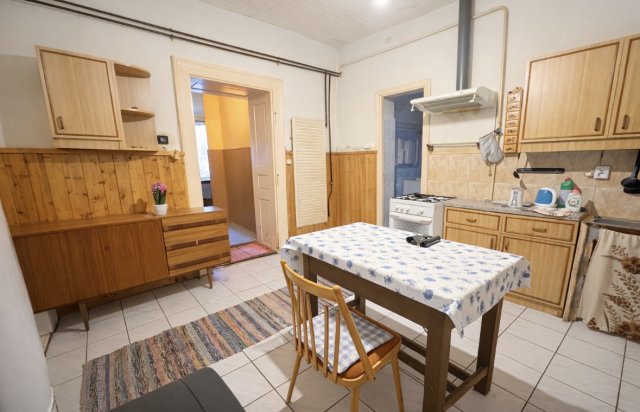 Eladó családi ház, Dunavecsén 28 M Ft, 2 szobás