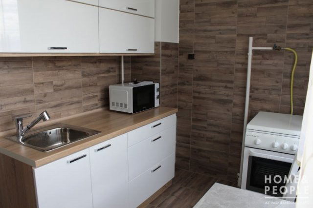 Eladó téglalakás, Szegeden 50.6 M Ft, 1+1 szobás