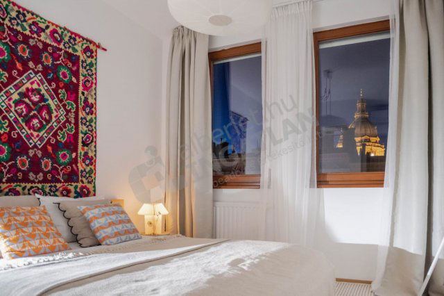 Kiadó téglalakás, albérlet, VI. kerületben, Paulay Ede utcában